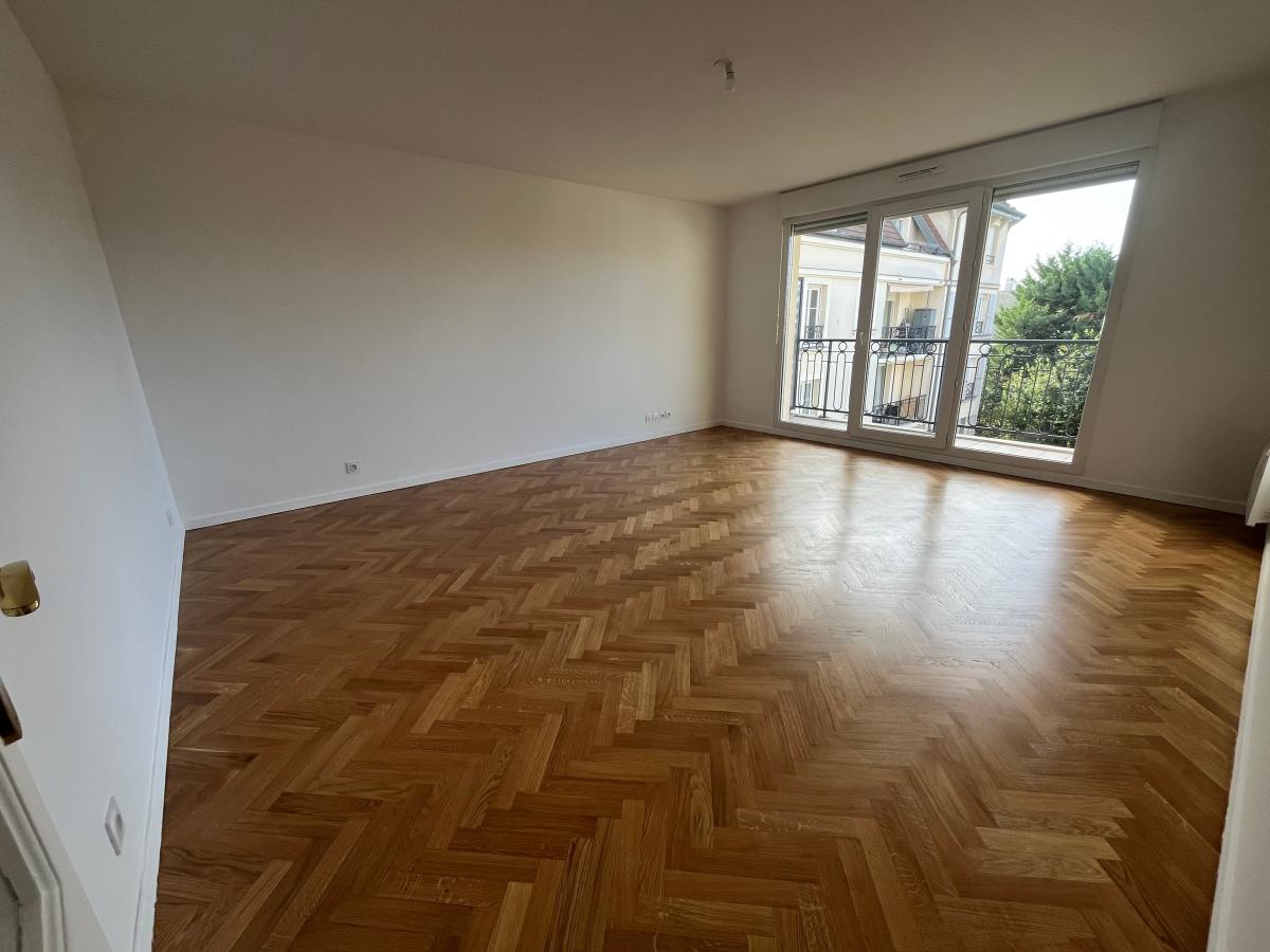 
																																							4 pièces - 
																																						3ème étage - 85m² - 425 000 € - Photo #1