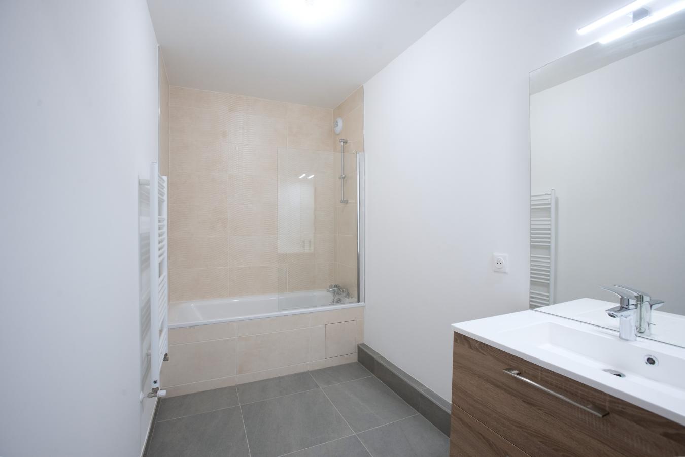 
																			3 pièces - 
																		2ème étage - 69m² - 1 575,78 € - Photo #3