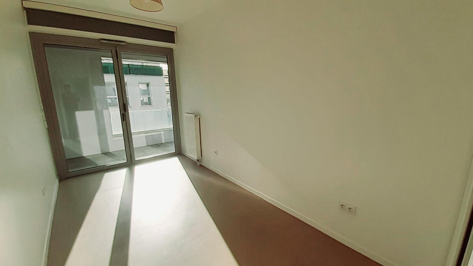 
																			3 pièces - 
																		5ème étage - 82m² - 1 849,34 € - Photo #3