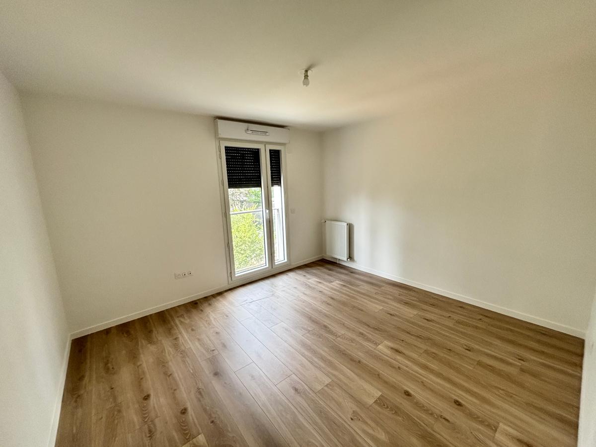 4 pièces - 1er étage - 85m² - 1 924,15 € - Photo #5
