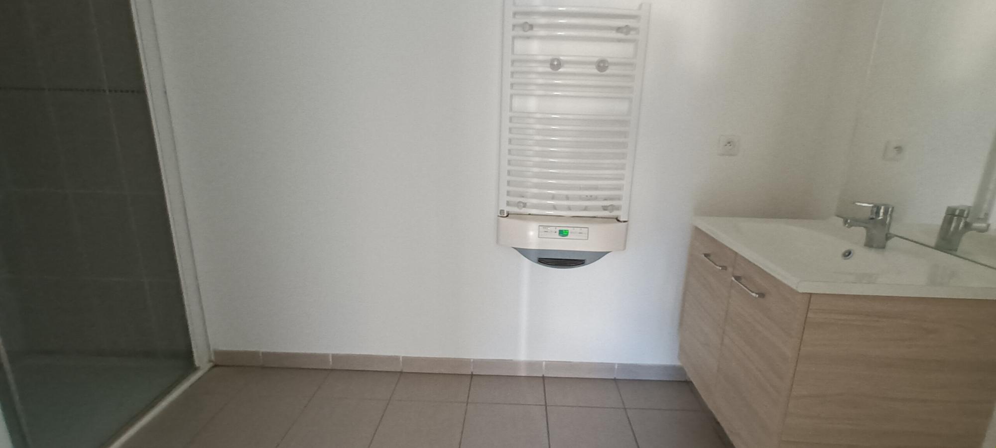
																																							3 pièces - 
																																						6ème étage - 66m² - 1 099,69 € - Photo #6