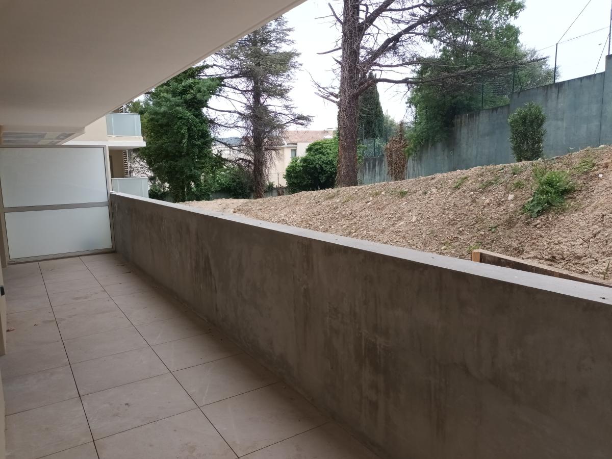 
																																							3 pièces - 
																																						RDC - 68m² - 1 168,25 € - Photo #2