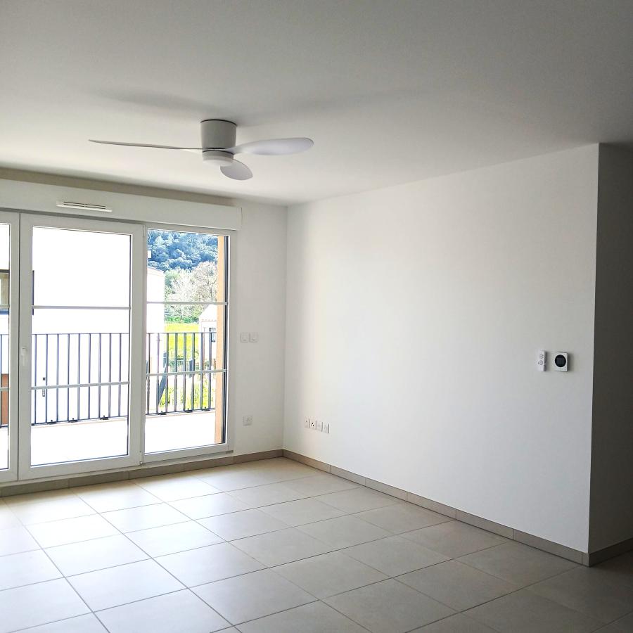 
																																							3 pièces - 
																																						1er étage - 61m² - 813,80 € - Photo #4