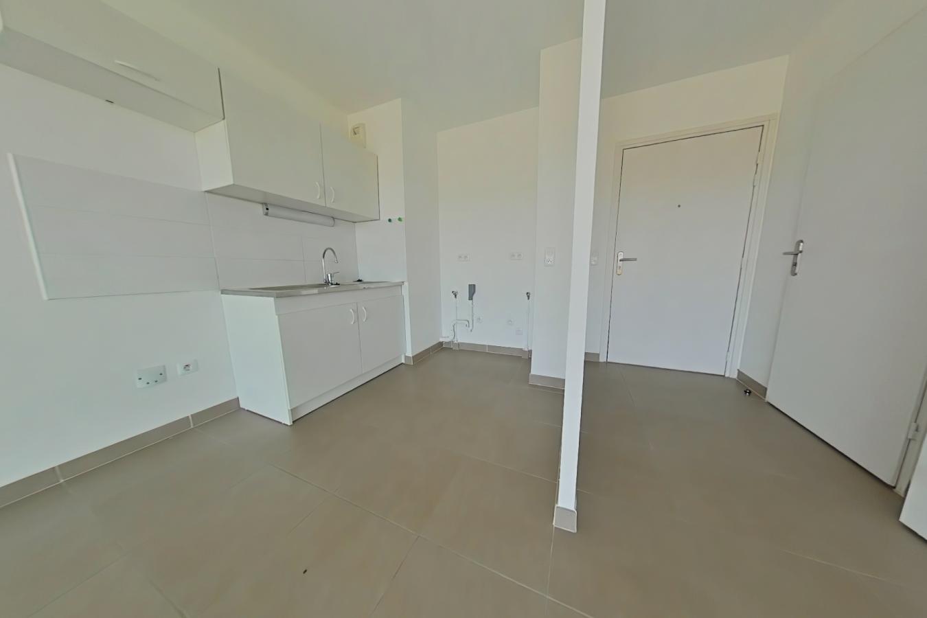 
																																							2 pièces - 
																																						4ème étage - 38m² - 797,38 € - Photo #2