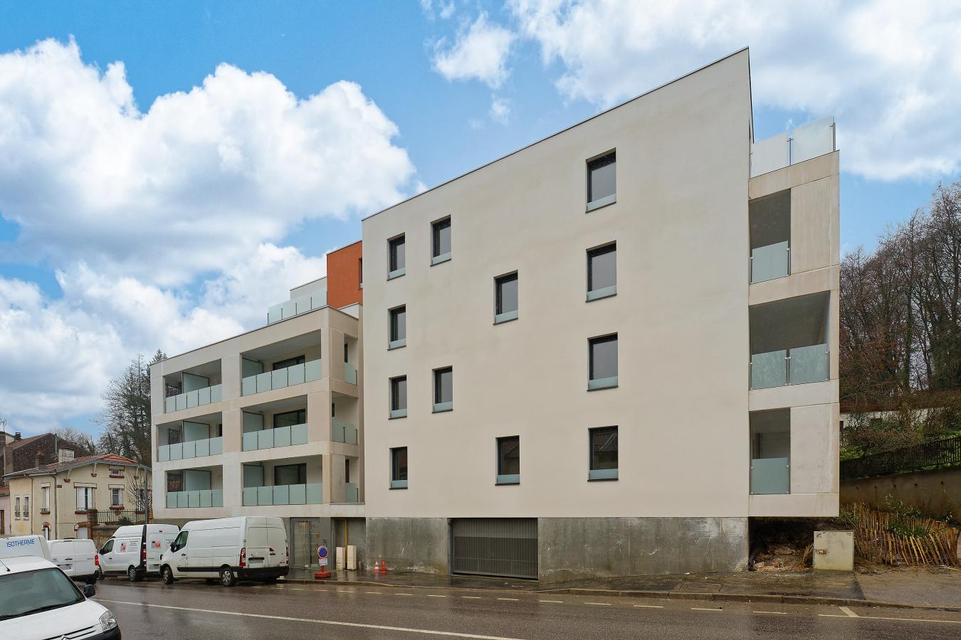 
																			3 pièces - 
																		2ème étage - 75m² - 929,40 € - Photo #4