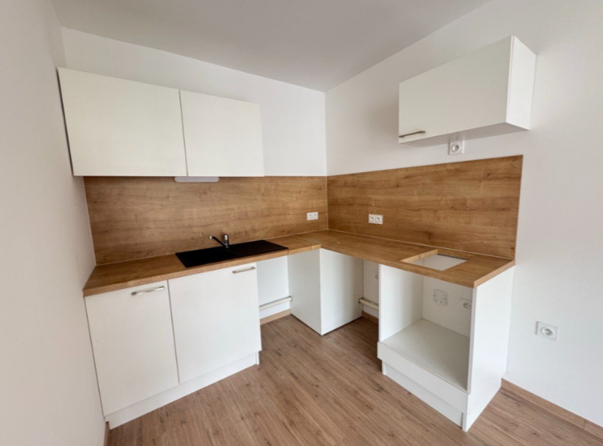
																																							2 pièces - 
																																						2ème étage - 46m² - 587,61 € - Photo #1
