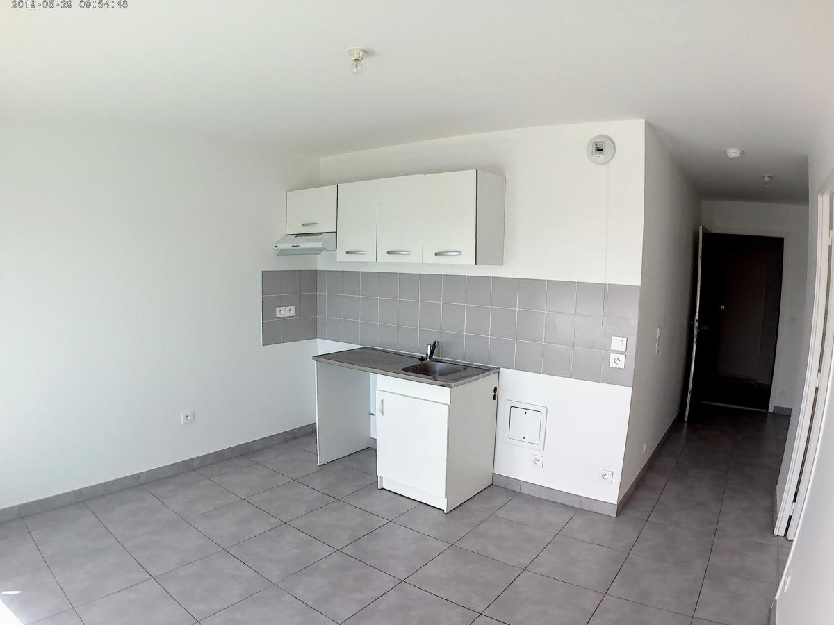 2 pièces - 1er étage - 36m² - 743,68 € - Photo #1