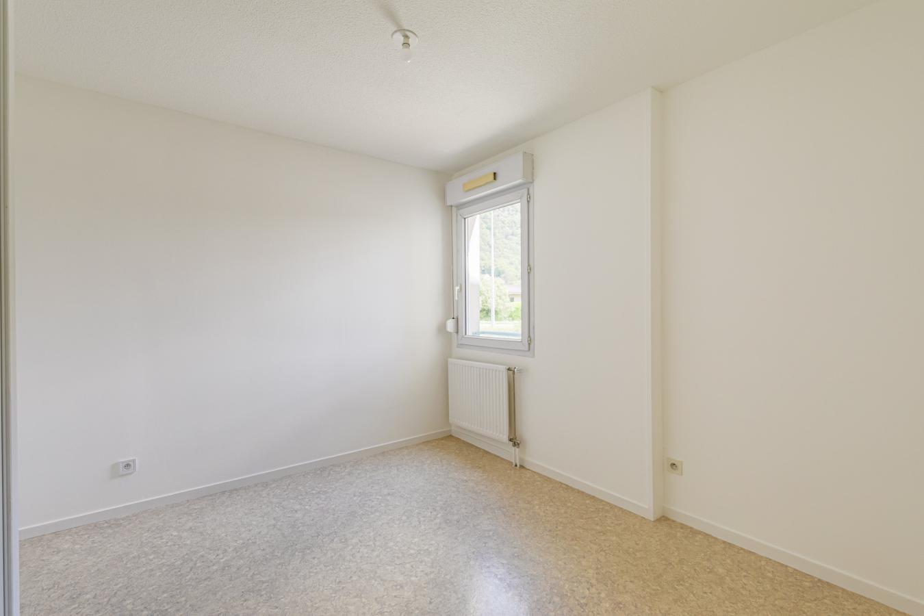 4 pièces - 1er étage - 78m² - 184 000 € - Photo #5
