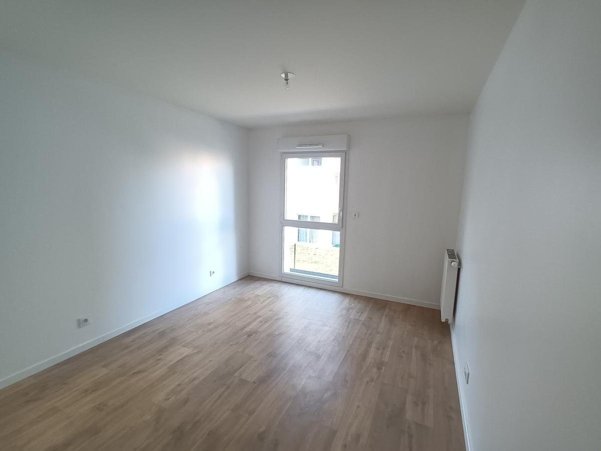 
																																							2 pièces - 
																																						RDC - 49m² - 638,41 € - Photo #5