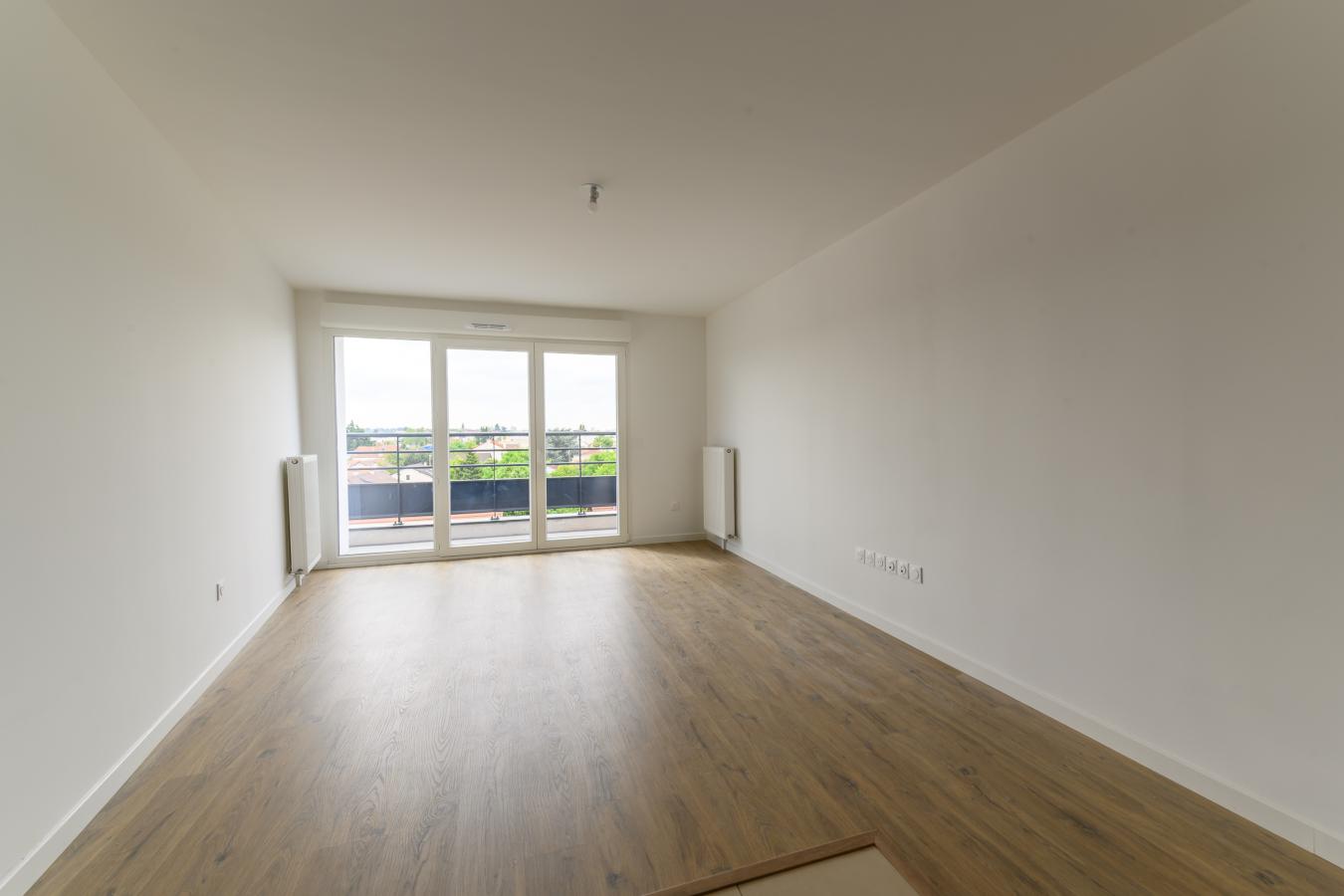 
																			4 pièces - 
																		5ème étage - 81m² - 1 780,74 € - Photo #2