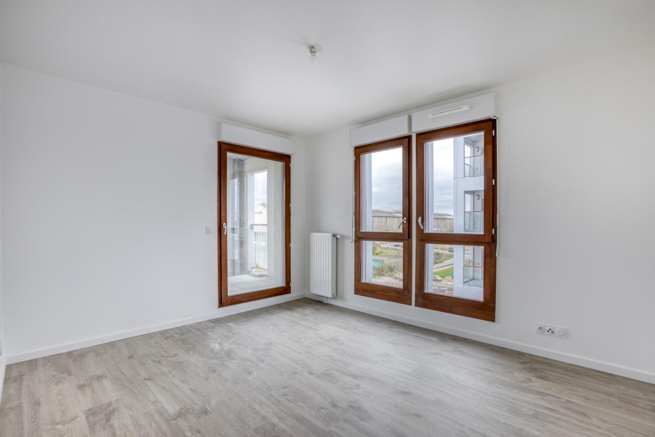 
																																							4 pièces - 
																																						6ème étage - 70m² - 1 097,99 € - Photo #4