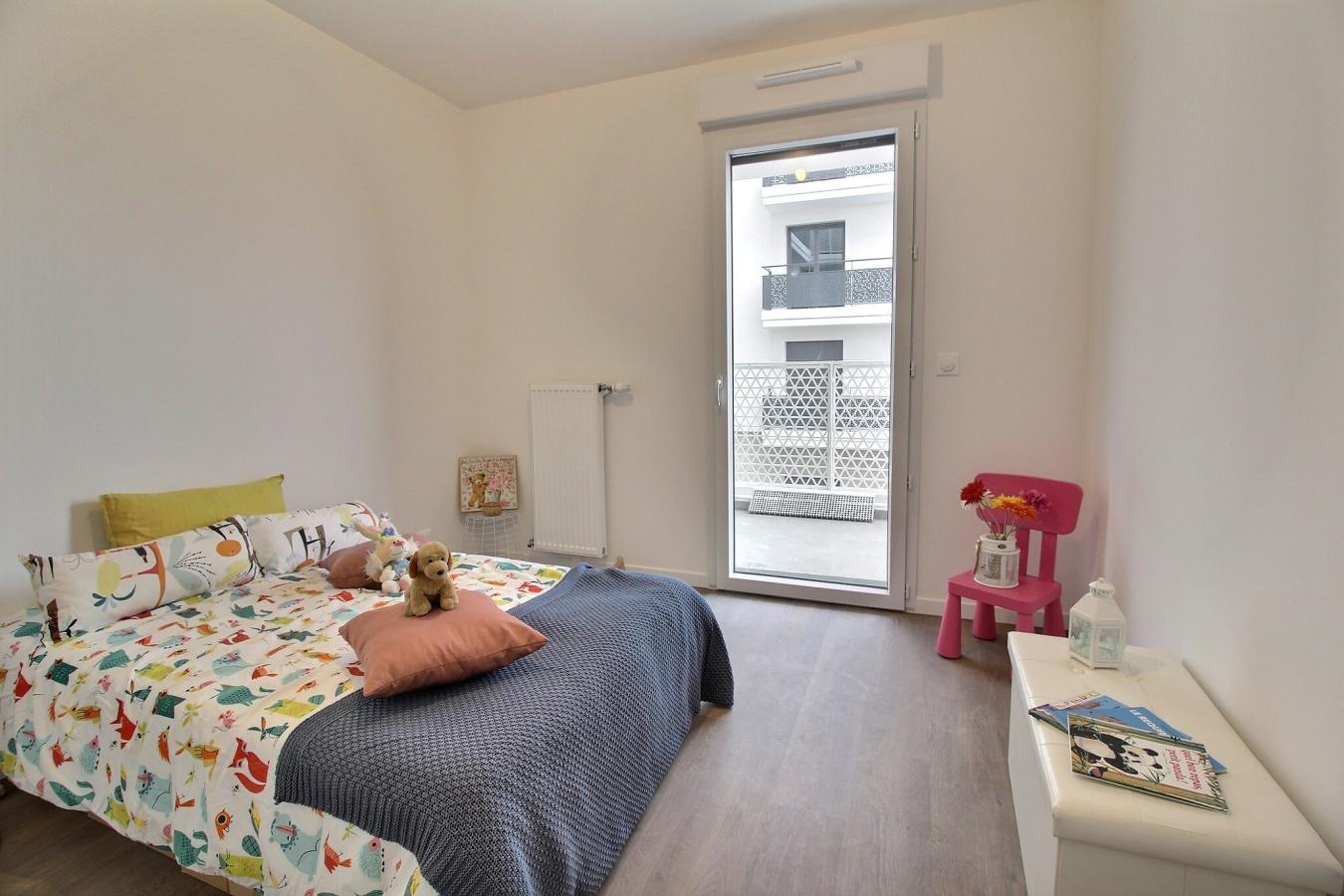 
																																							3 pièces - 
																																						1er étage - 63m² - 1 110,05 € - Photo #5