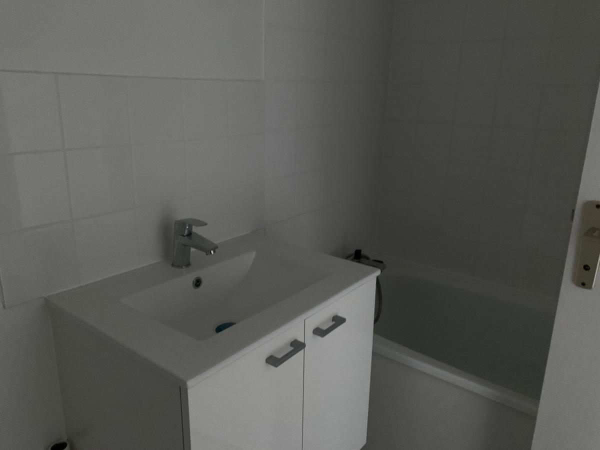 
																																							3 pièces - 
																																						1er étage - 66m² - 330 000 € - Photo #3