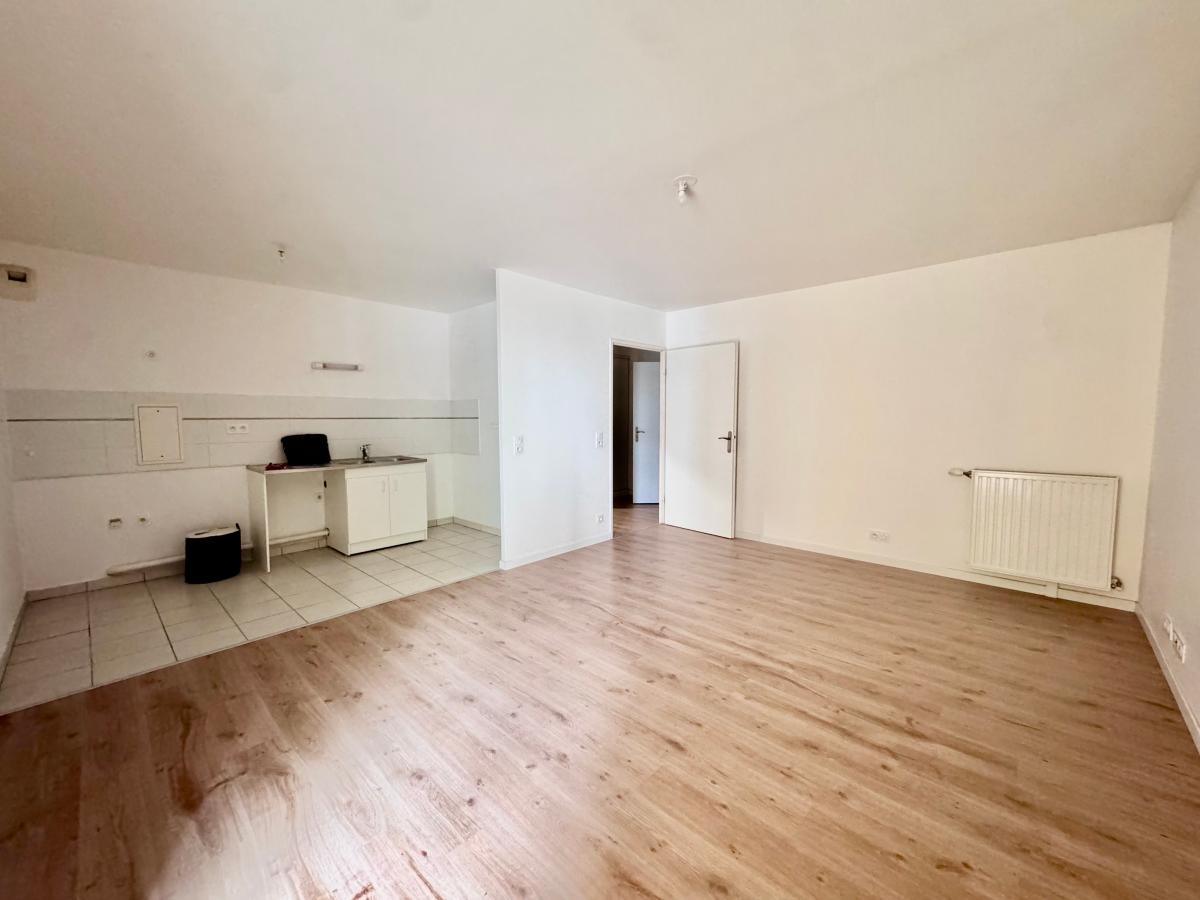 2 pièces - RDC - 49m² - 925,28 € - Photo #2