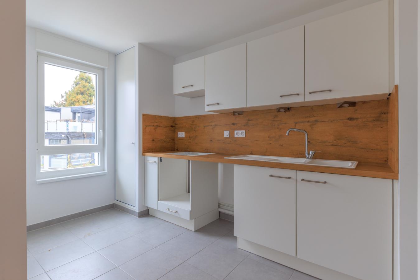 2 pièces - 3ème étage - 43m² - 653,76 € - Photo #1