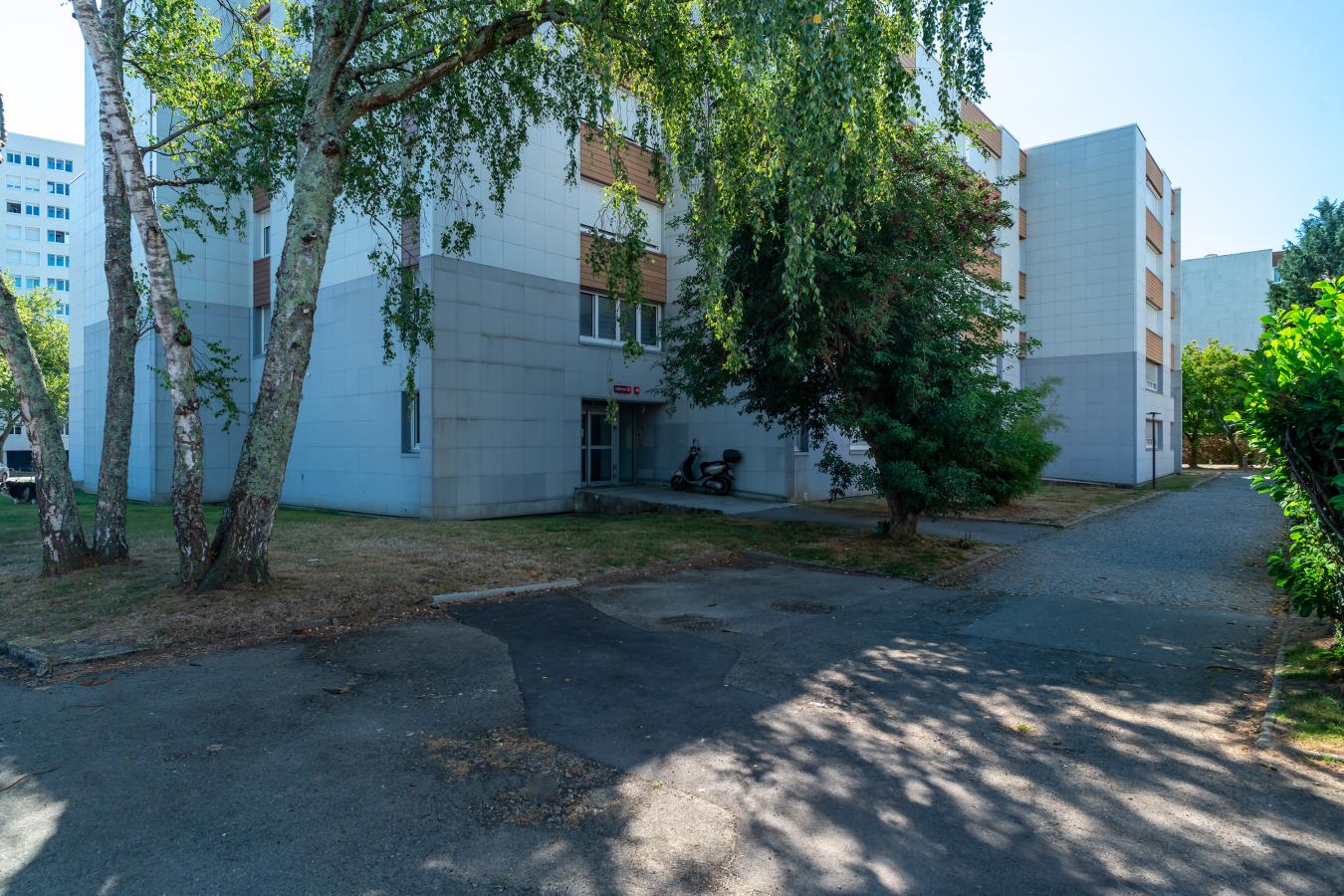 
																																							1 pièce - 
																																						RDC - 29m² - 50 000 € - Photo #4
