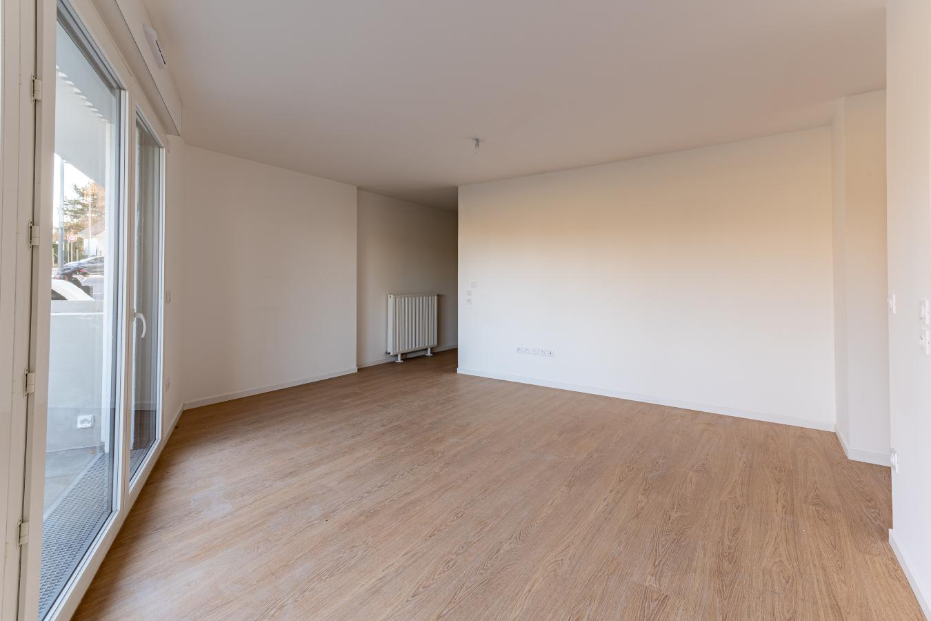 
																			4 pièces - 
																		RDC - 90m² - 1 499,22 € - Photo #5