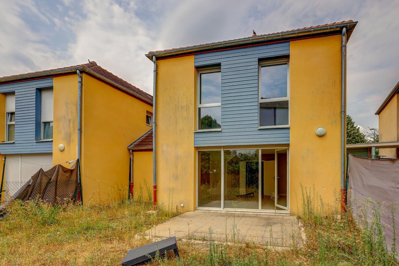 
																			5 pièces - 
																		RDC - 115m² - 255 600 € - Photo #0