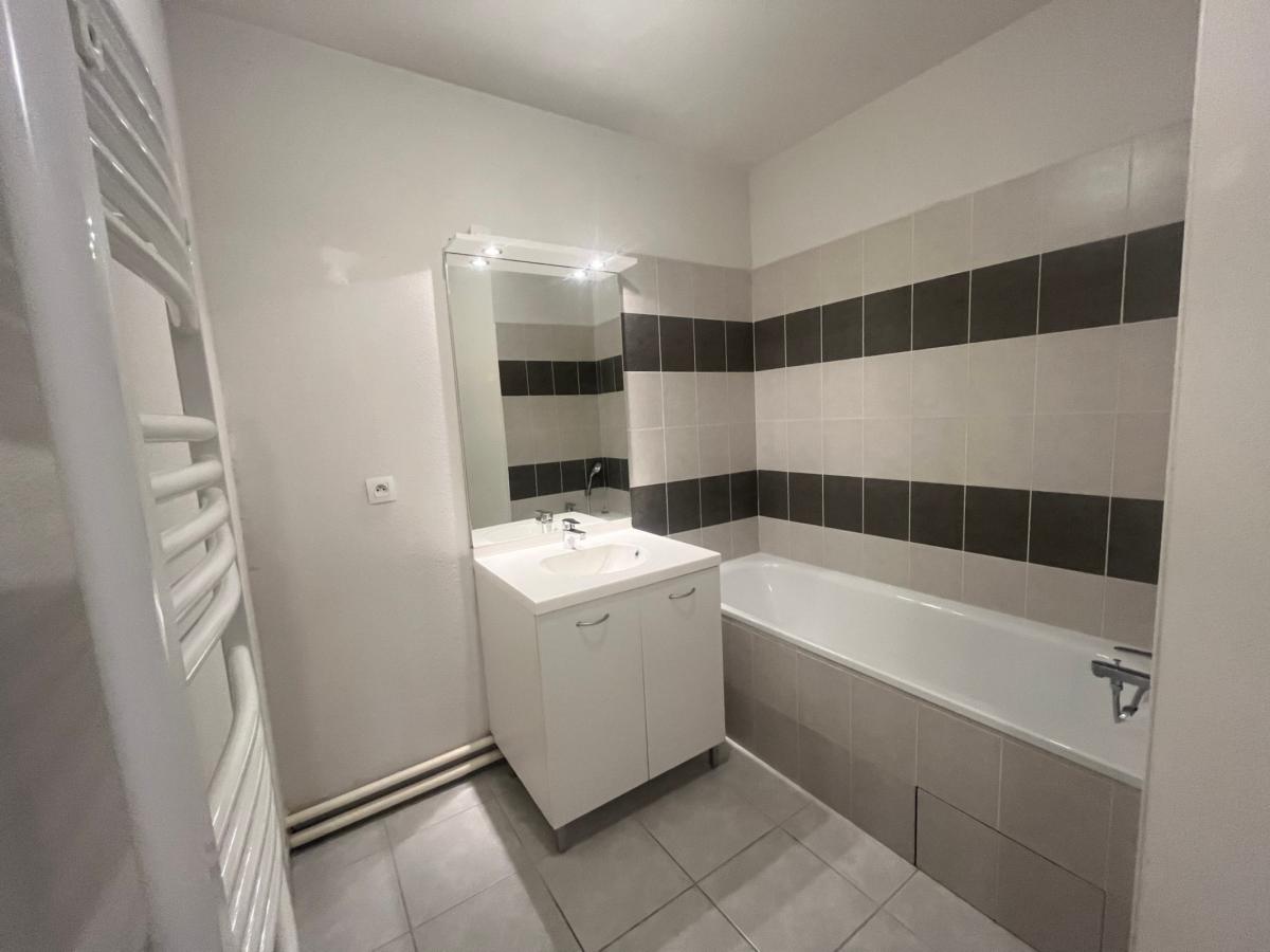 3 pièces - RDC - 69m² - 768,82 € - Photo #4