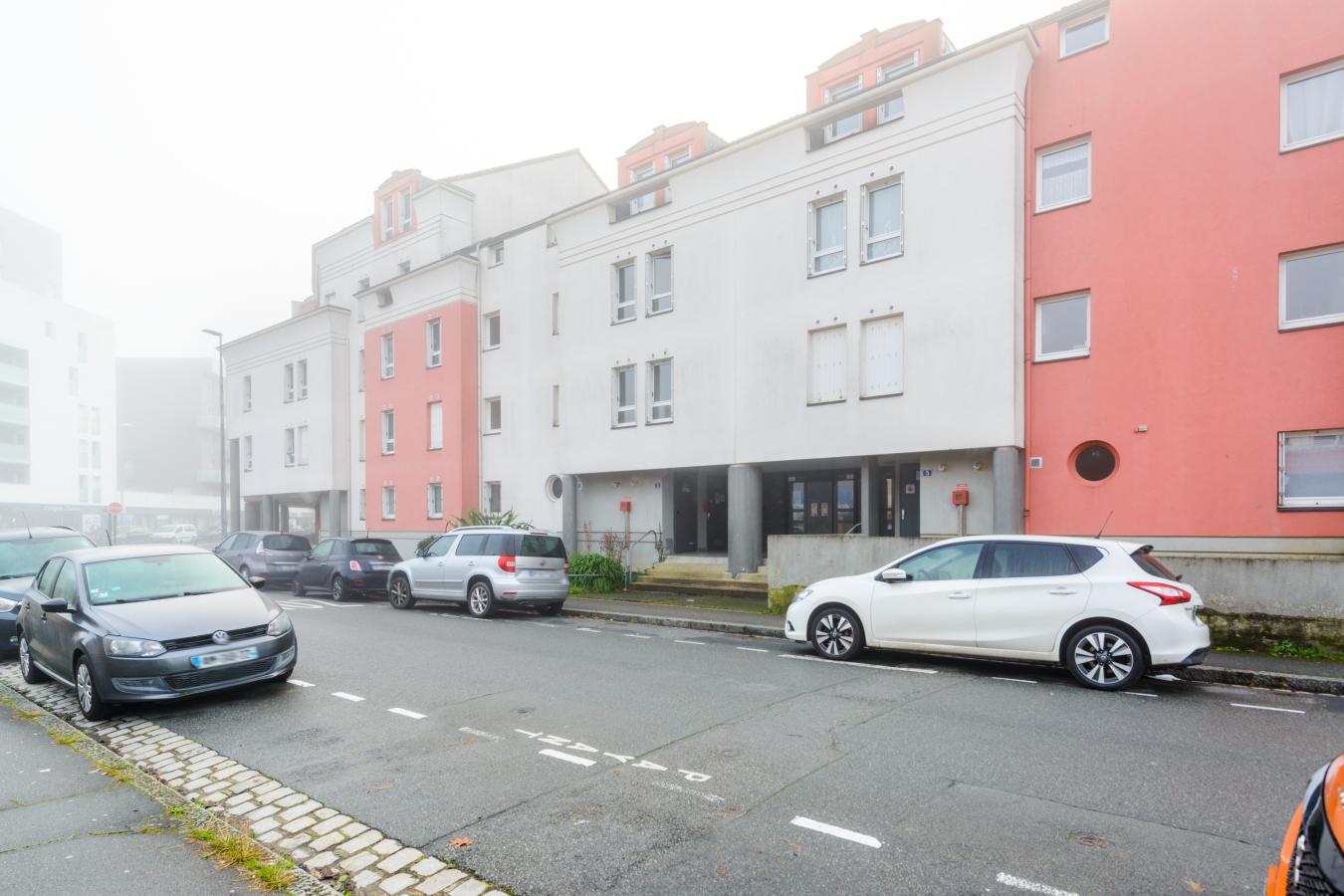 
																			3 pièces - 
																		3ème étage - 143 000 € - Photo #0