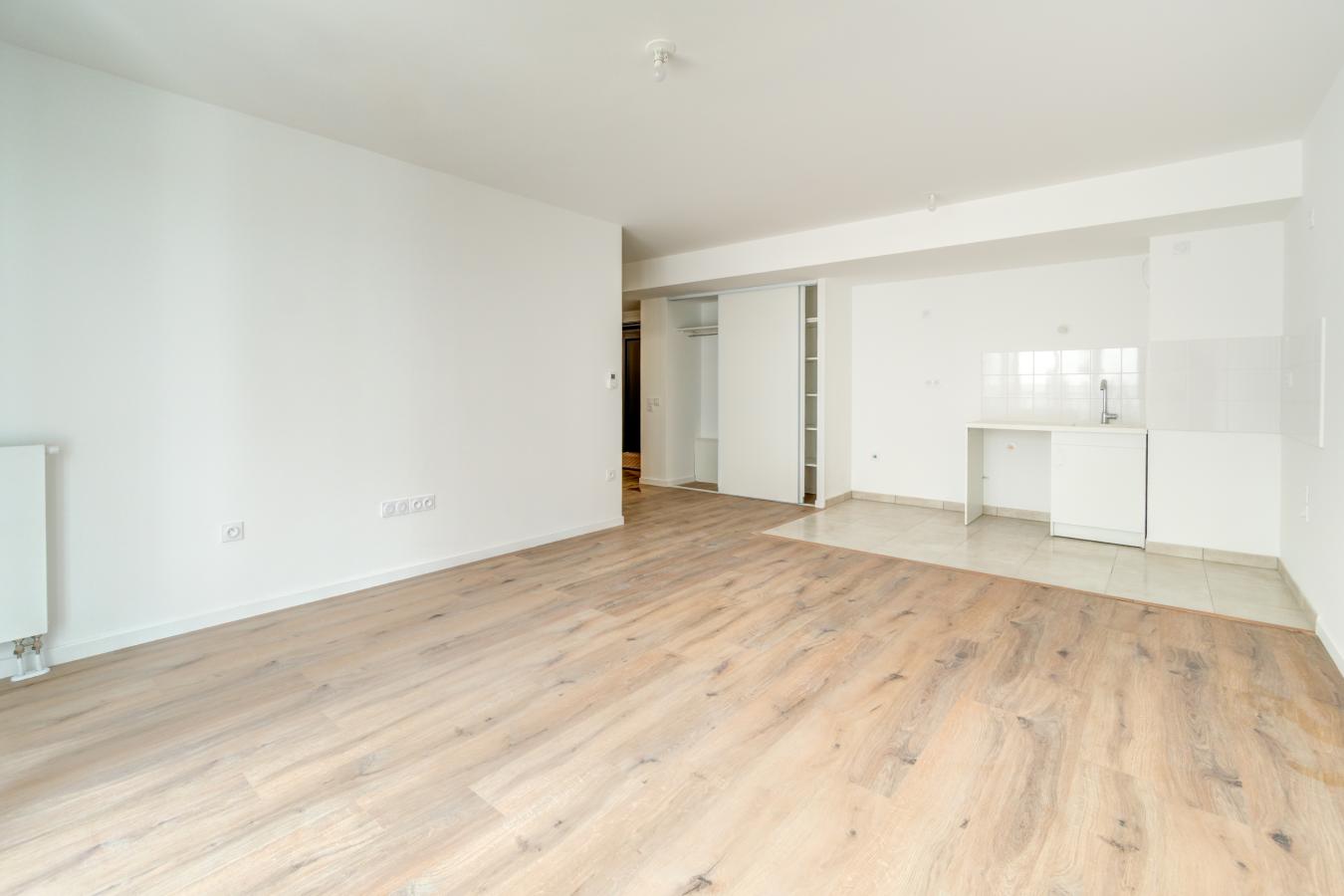 
																			3 pièces - 
																		4ème étage - 66m² - 1 224,01 € - Photo #2