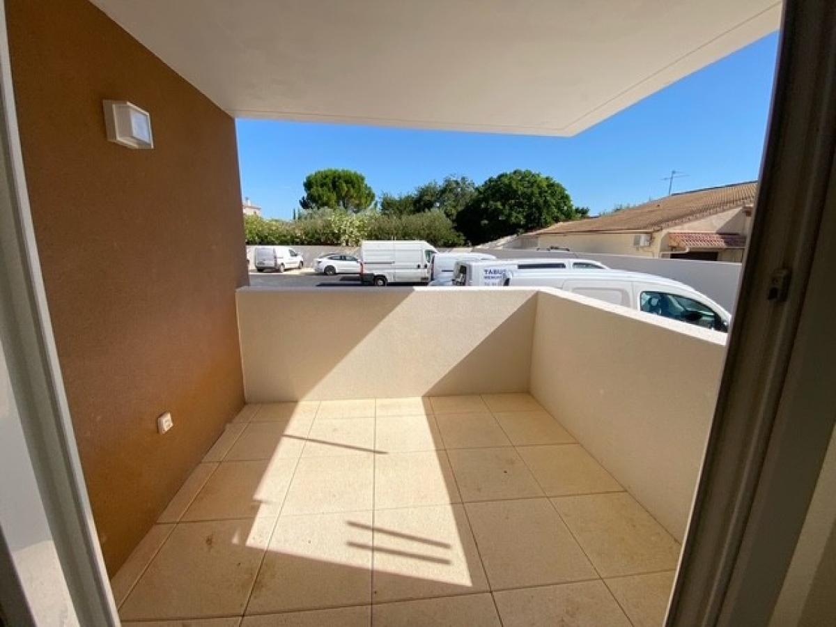 
																																							3 pièces - 
																																						RDC - 65m² - 715,46 € - Photo #1