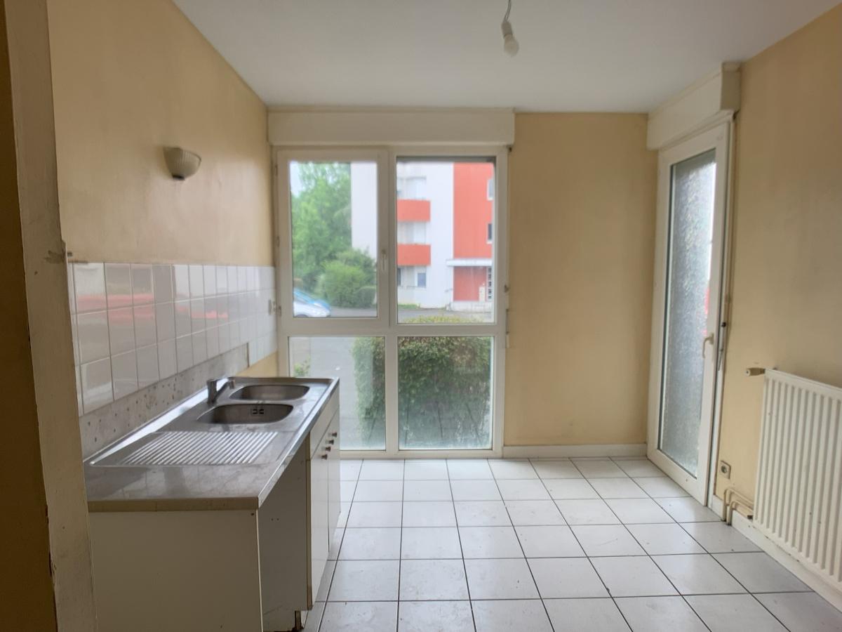 
																																							4 pièces - 
																																						RDC - 92m² - 171 300 € - Photo #3