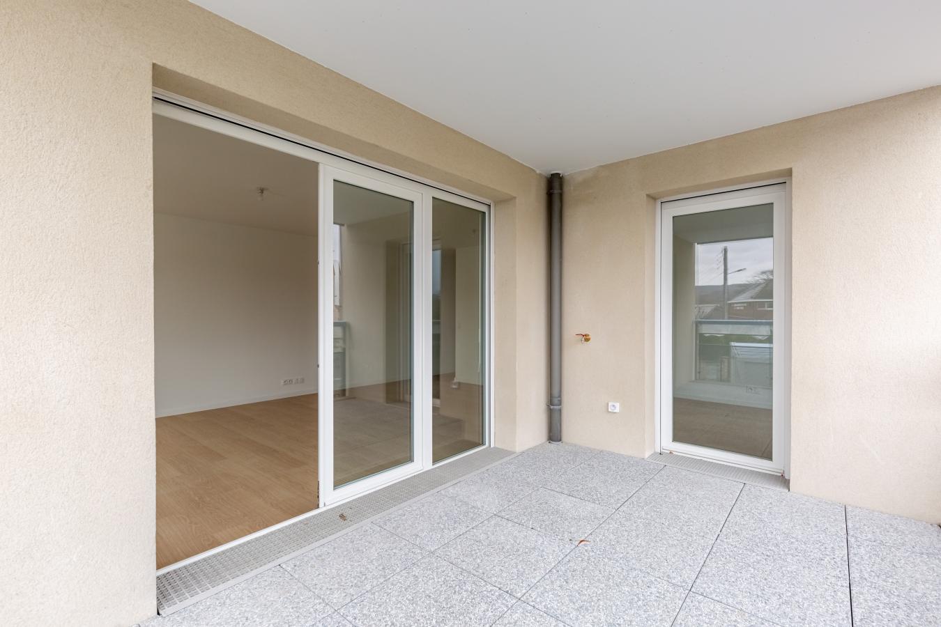 
																																							3 pièces - 
																																						1er étage - 66m² - 1 015,87 € - Photo #2