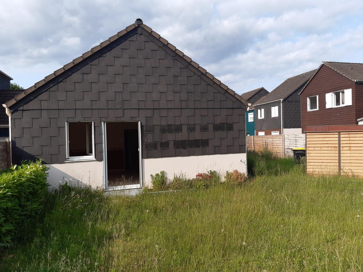 
																			3 pièces - 
																		RDC - 0m² - 115 000 € - Photo #0