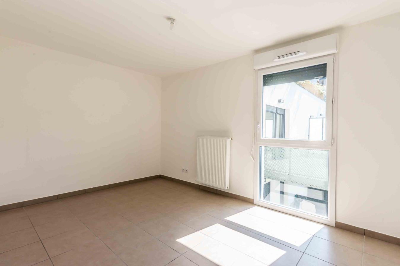 
																																							3 pièces - 
																																						2ème étage - 72m² - 944,95 € - Photo #6