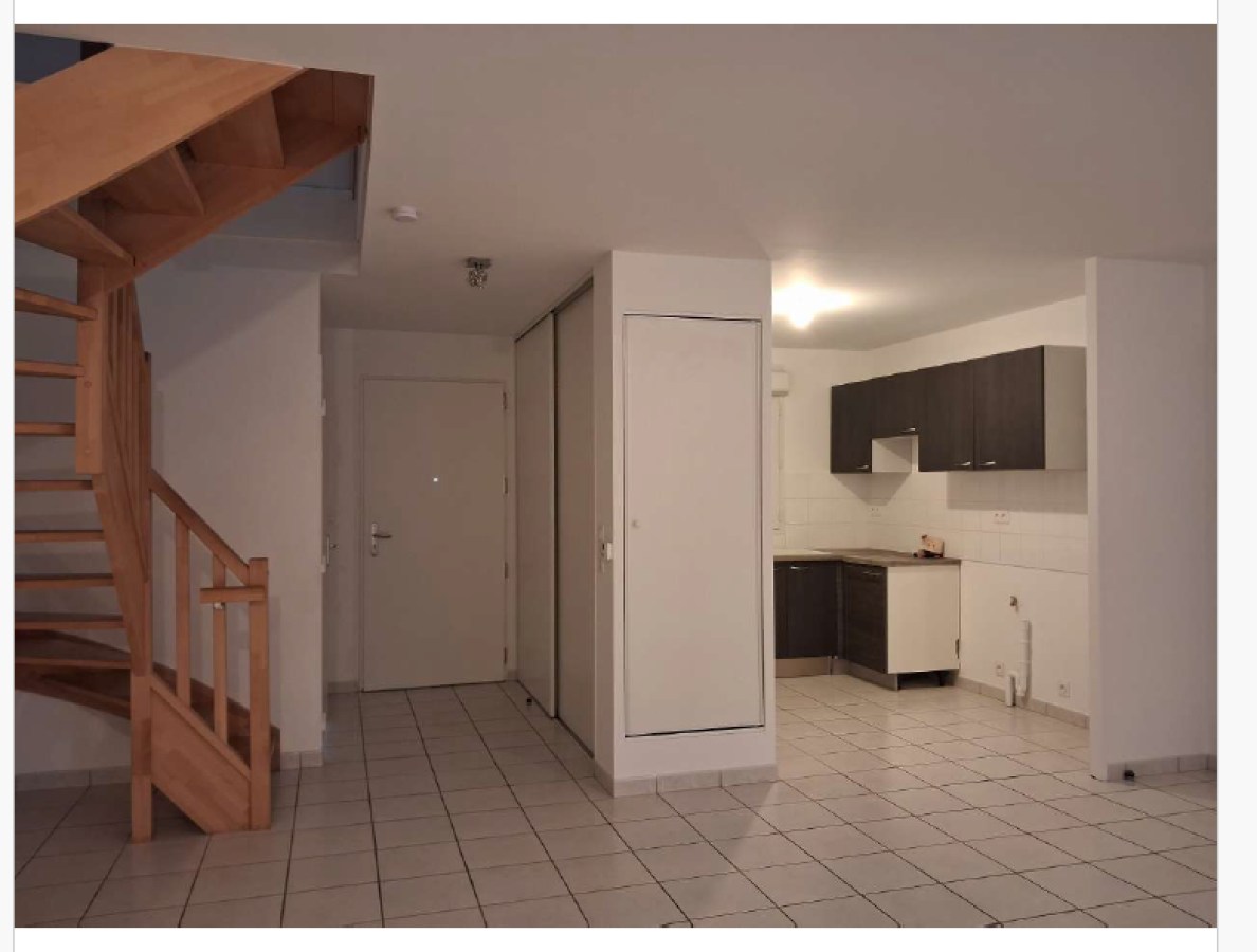 
																																							4 pièces - 
																																						RDC - 91m² - 1 049,98 € - Photo #4