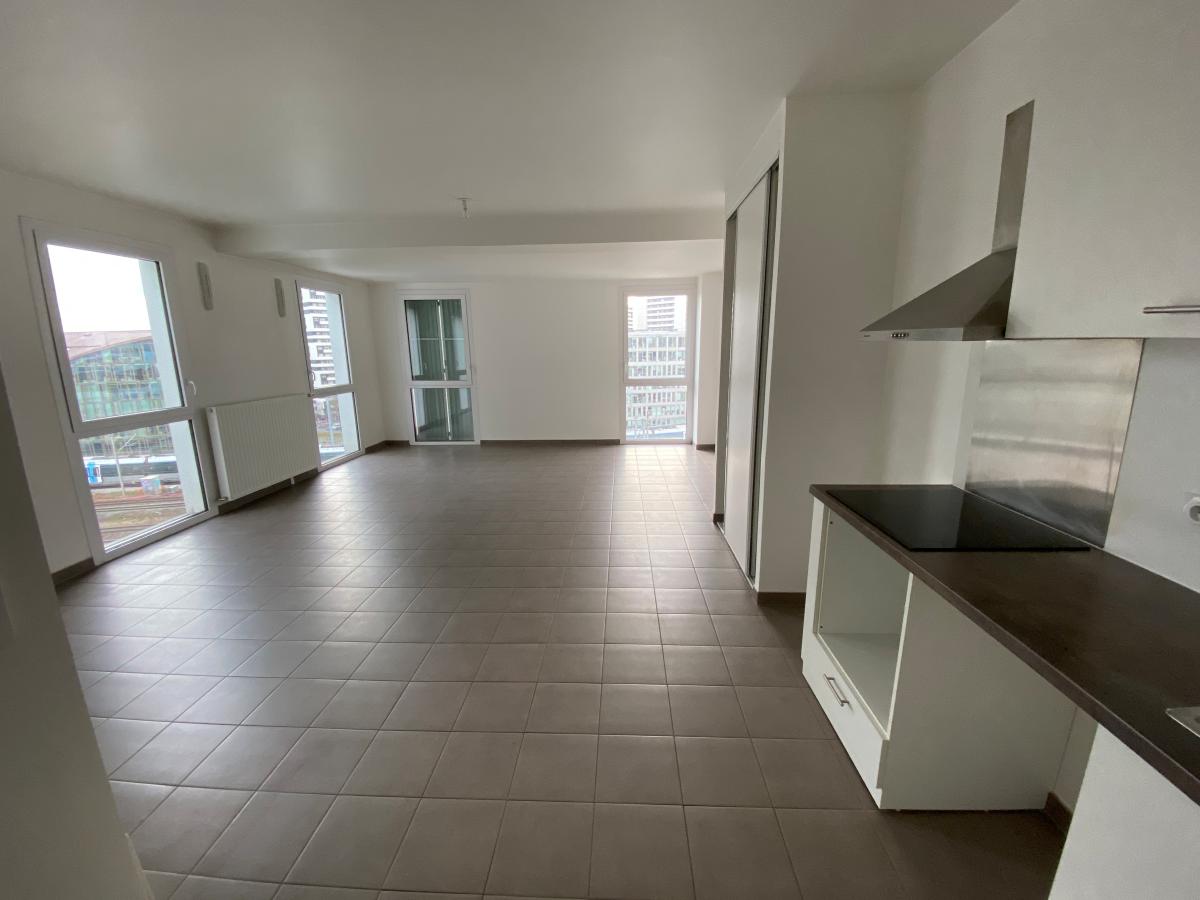 
																			3 pièces - 
																		5ème étage - 74m² - 2 058,17 € - Photo #0