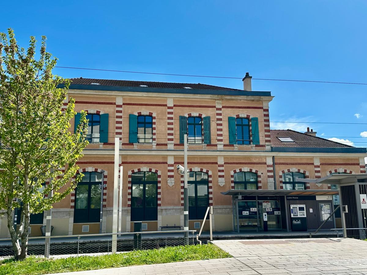 
																																							2 pièces - 
																																						4ème étage - 44m² - 1 067,27 € - Photo #3