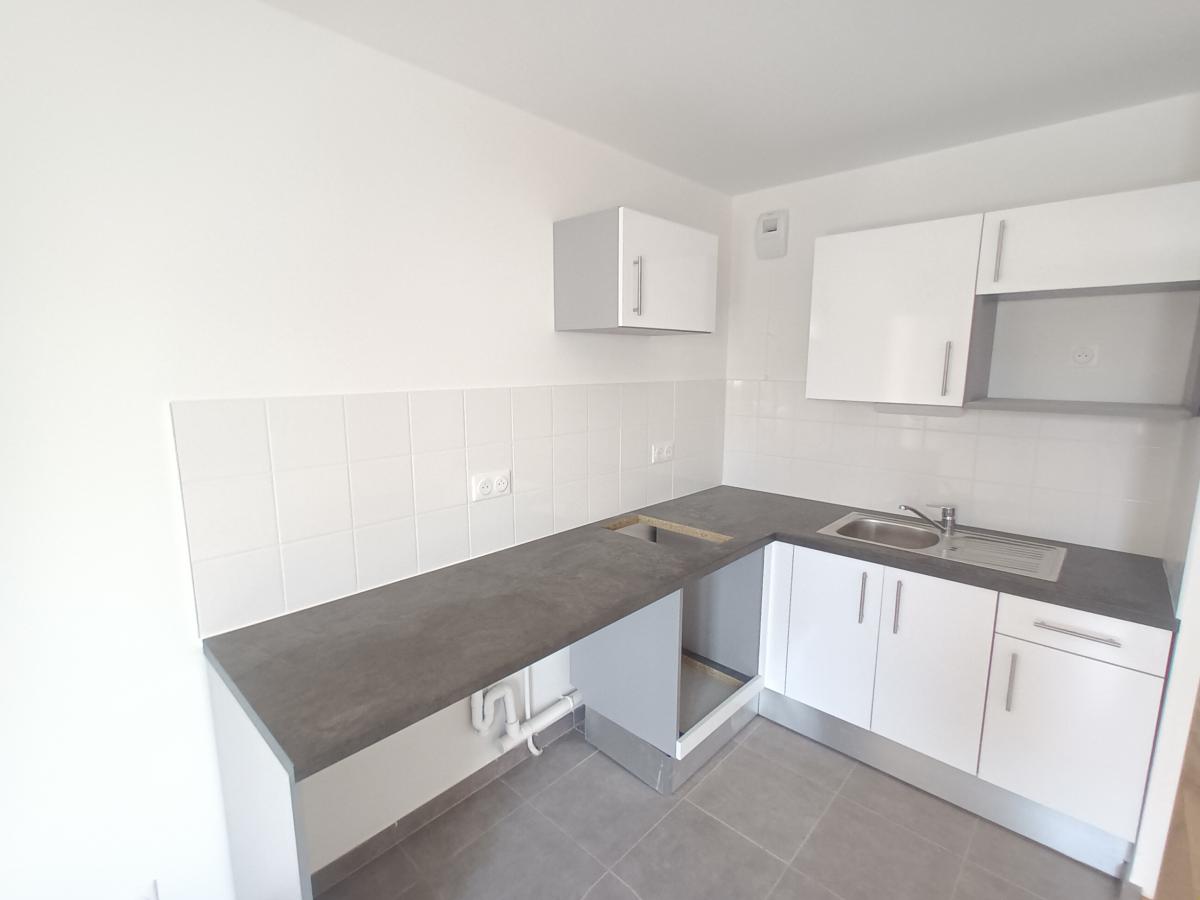 
																																							2 pièces - 
																																						1er étage - 49m² - 893,60 € - Photo #1