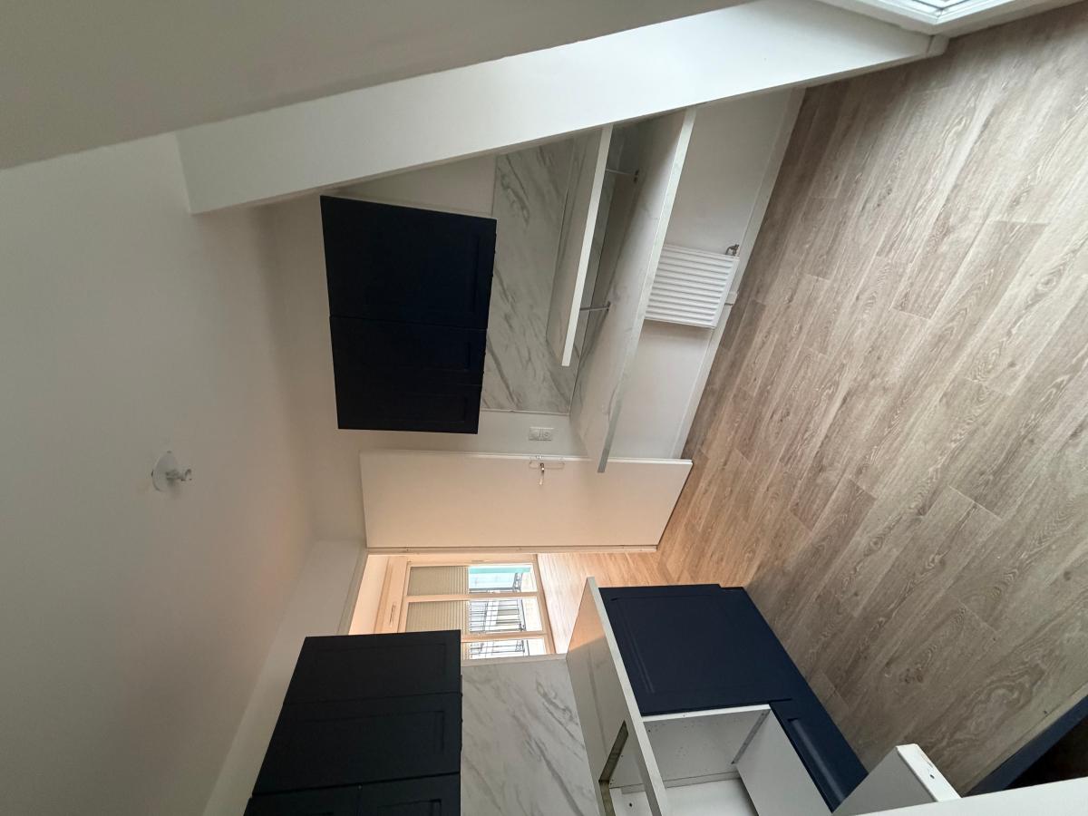 5 pièces - 2ème étage - 99m² - 1 763,43 € - Photo #3