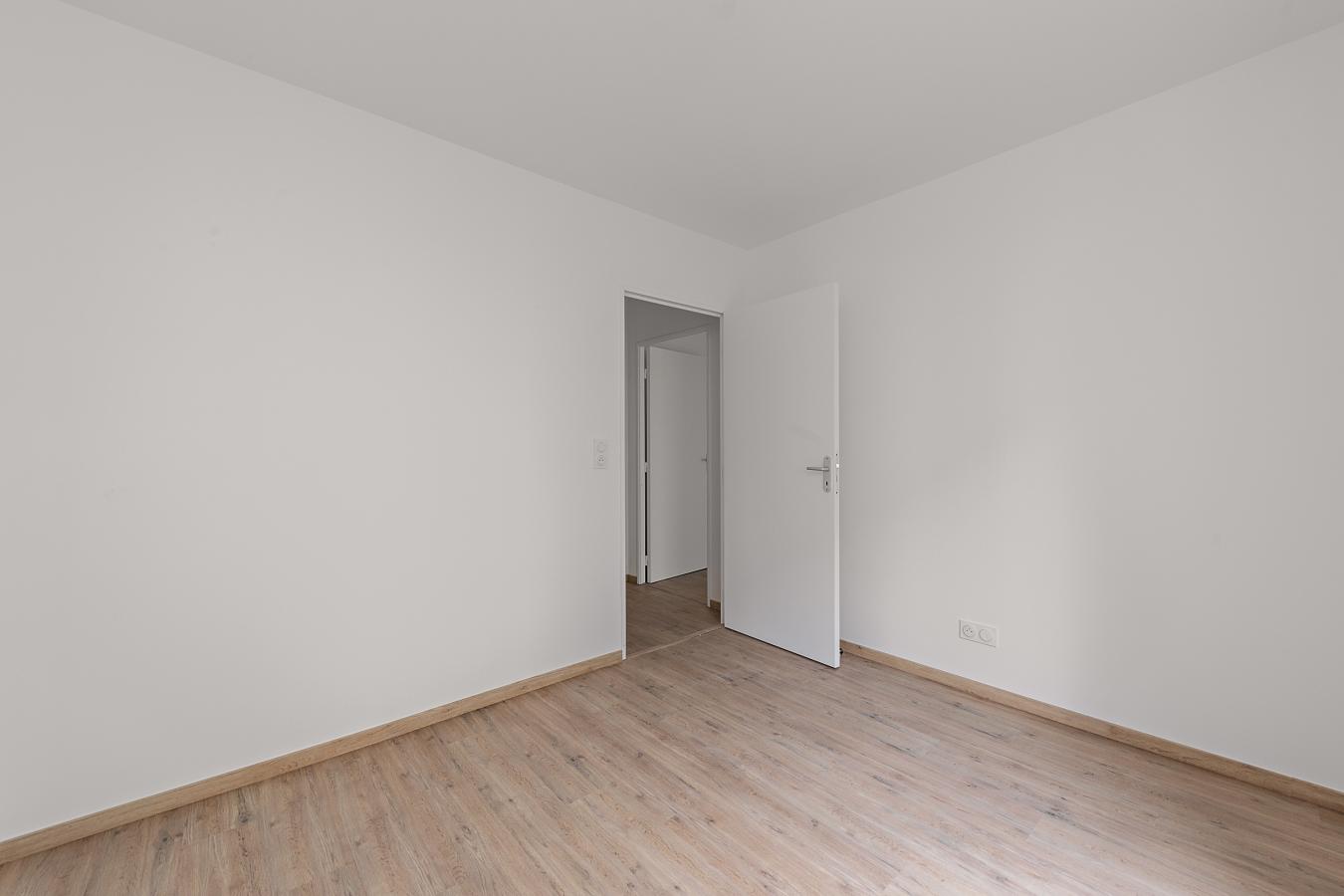 
																																							2 pièces - 
																																						1er étage - 45m² - 550,06 € - Photo #2