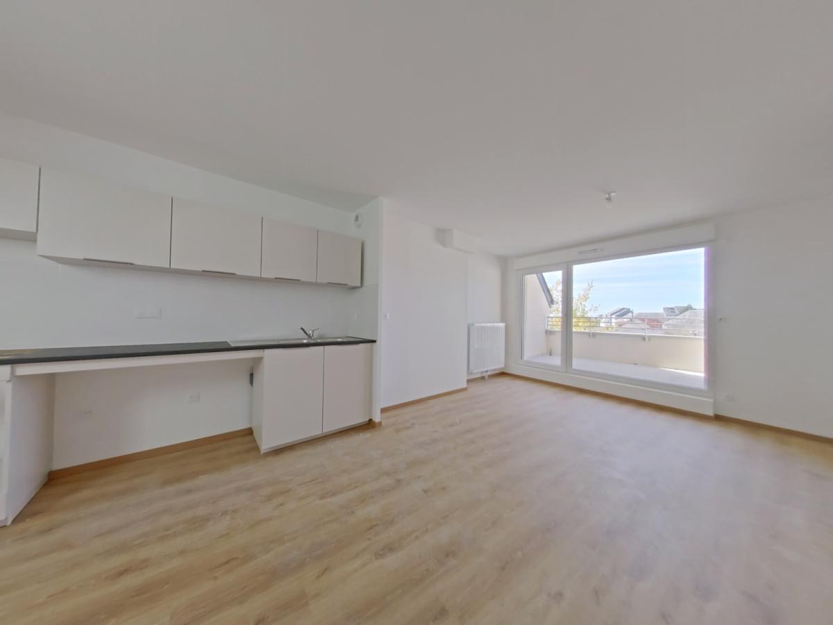 3 pièces - 2ème étage - 70m² - 892,53 € - Photo #1