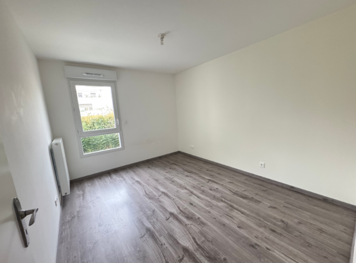 
																			3 pièces - 
																		1er étage - 61m² - 754,61 € - Photo #6