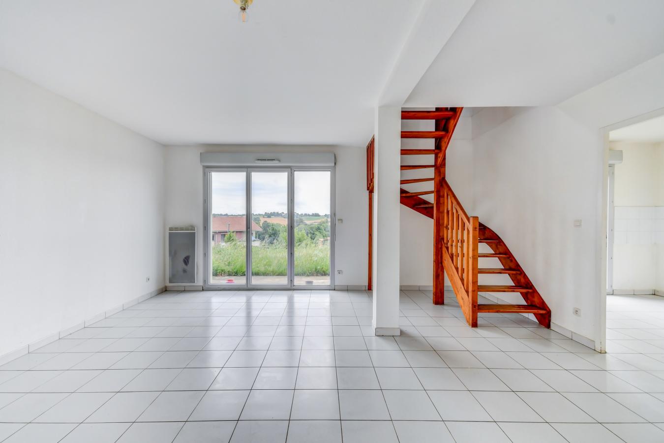 
																																							4 pièces - 
																																						RDC - 87m² - 1 089,44 € - Photo #4