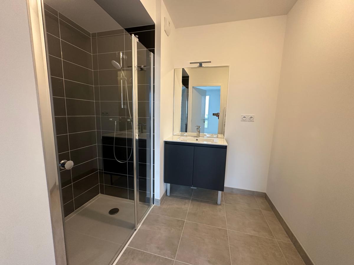 
																																							2 pièces - 
																																						7ème étage - 38m² - 594,31 € - Photo #5
