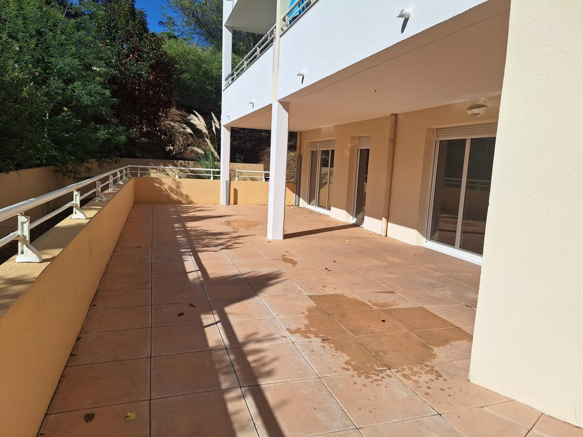 
																			3 pièces - 
																		RDC - 85m² - 1 114,18 € - Photo #0