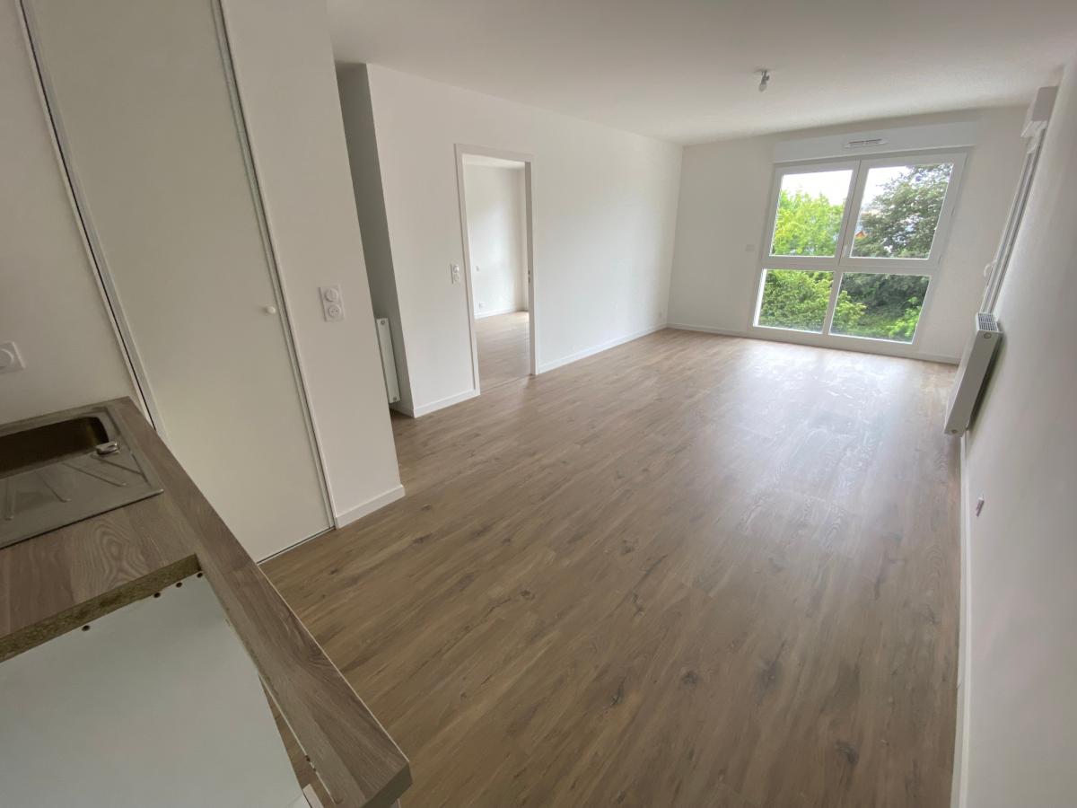 
																																							2 pièces - 
																																						2ème étage - 44m² - 584,22 € - Photo #2