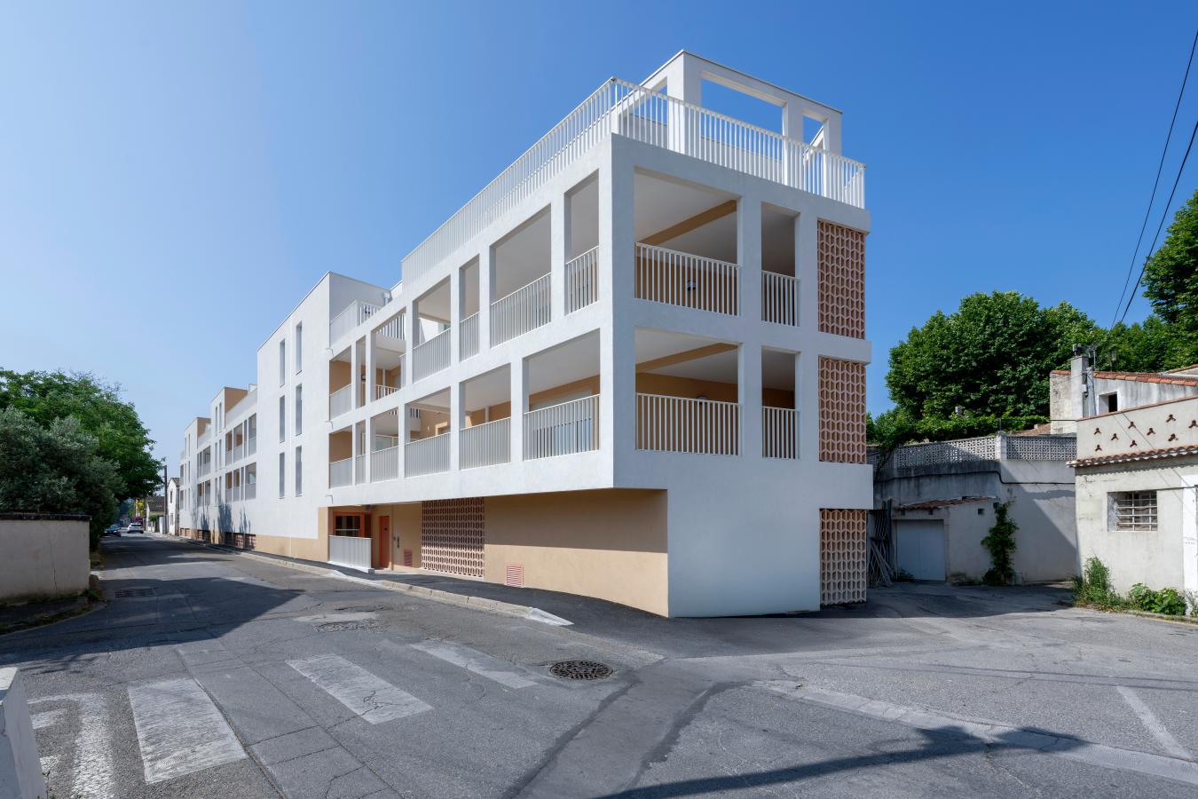 
																			4 pièces - 
																		3ème étage - 79m² - 1 021,03 € - Photo #2