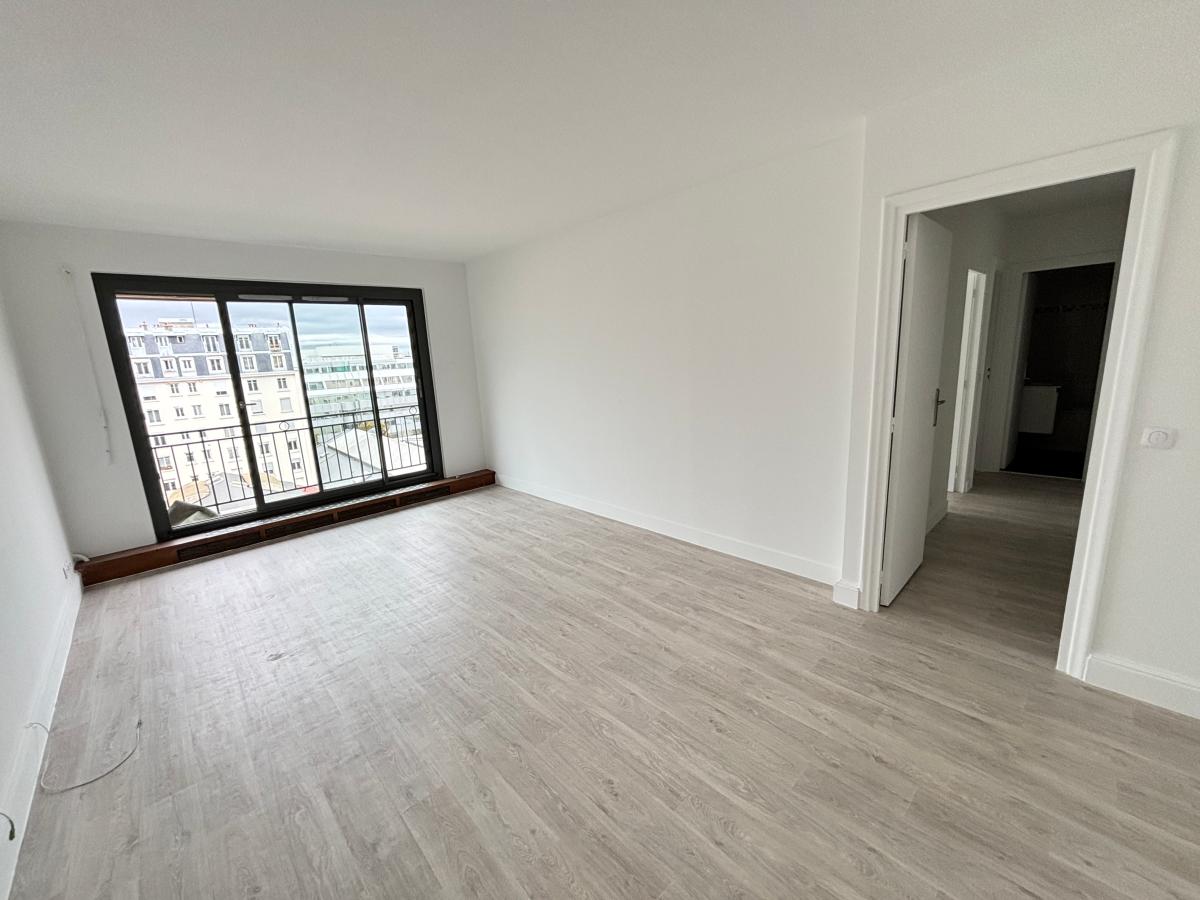 3 pièces - 6ème étage - 68m² - 2 104,67 € - Photo #2