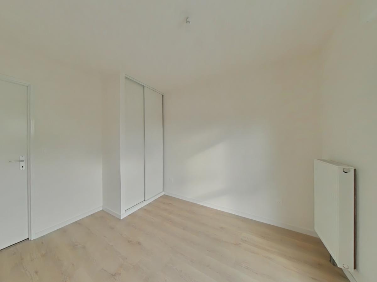 
																			3 pièces - 
																		1er étage - 63m² - 824,21 € - Photo #3