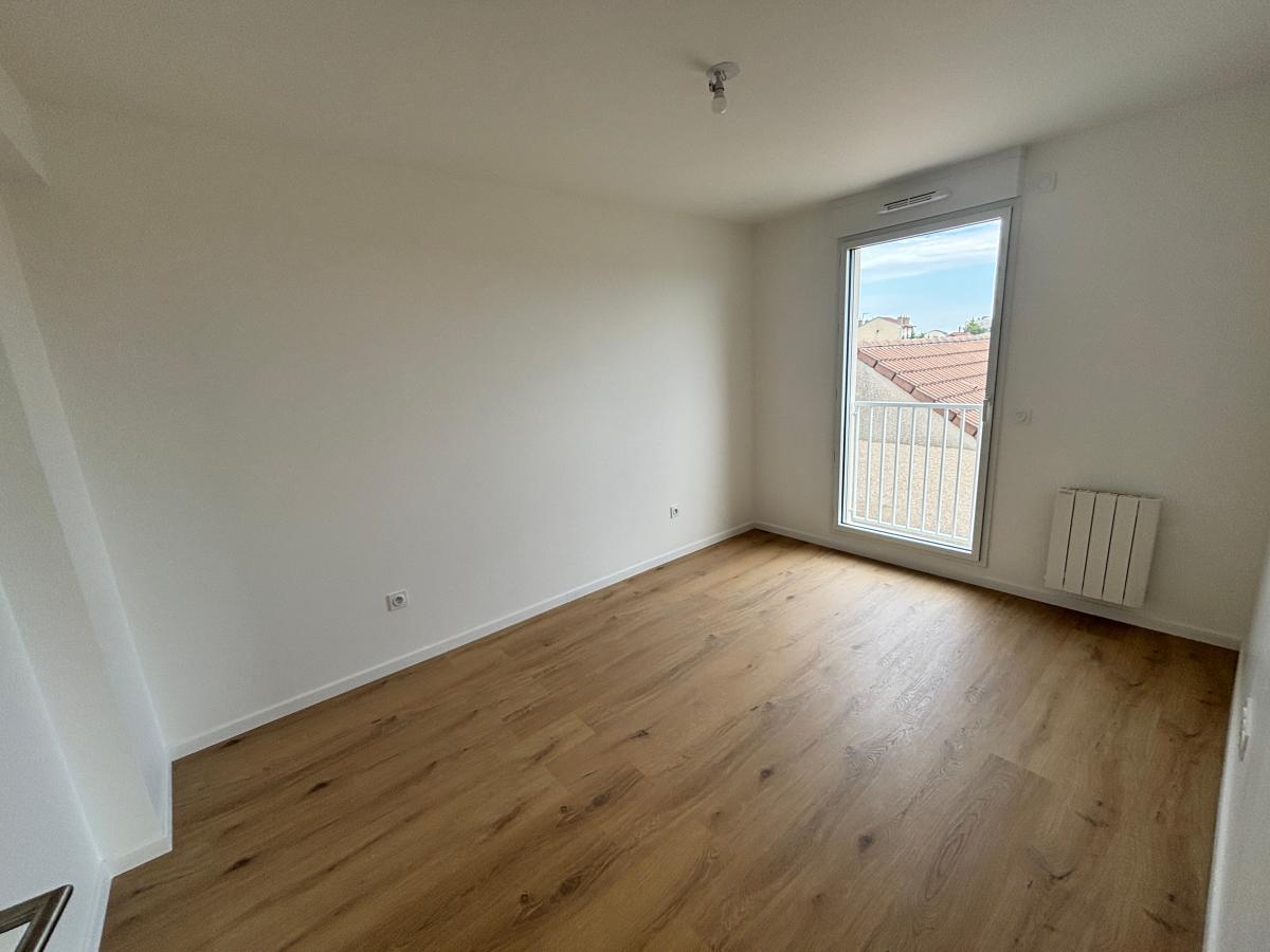 2 pièces - 1er étage - 45m² - 1 160,69 € - Photo #4