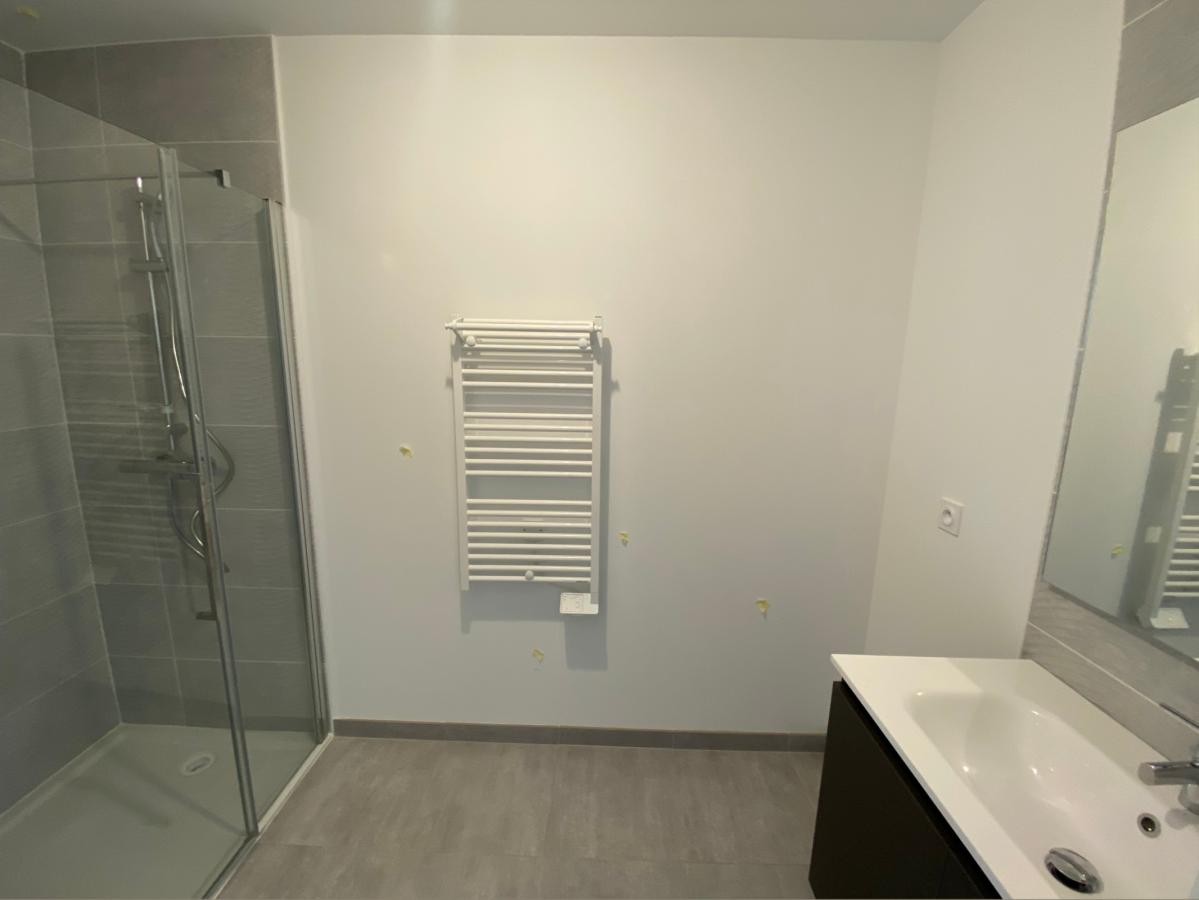 
																			3 pièces - 
																		1er étage - 70m² - 1 037,96 € - Photo #5