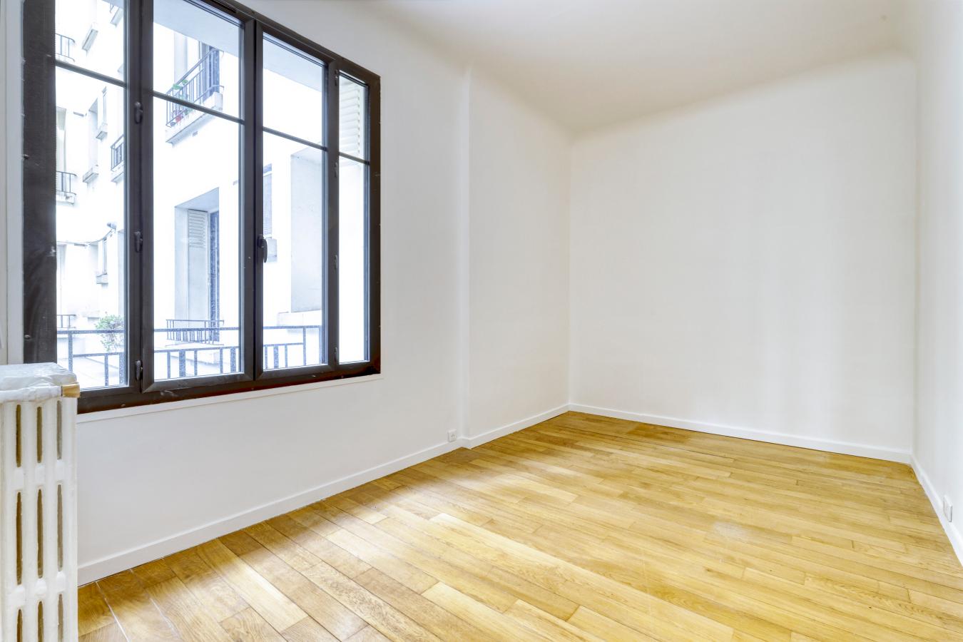 
																																							2 pièces - 
																																						RDC 260 000 € - Photo #7