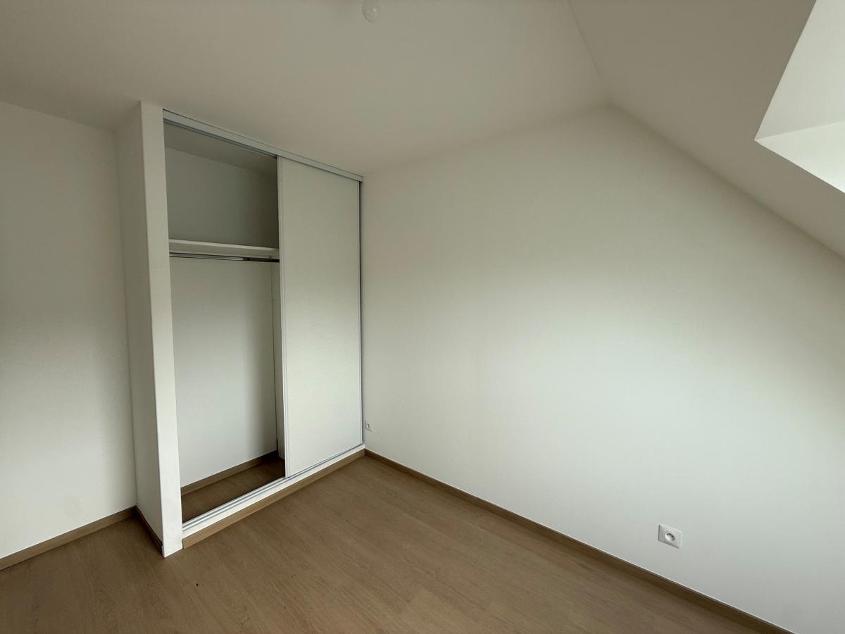 
																																							4 pièces - 
																																						RDC - 85m² - 794,14 € - Photo #4
