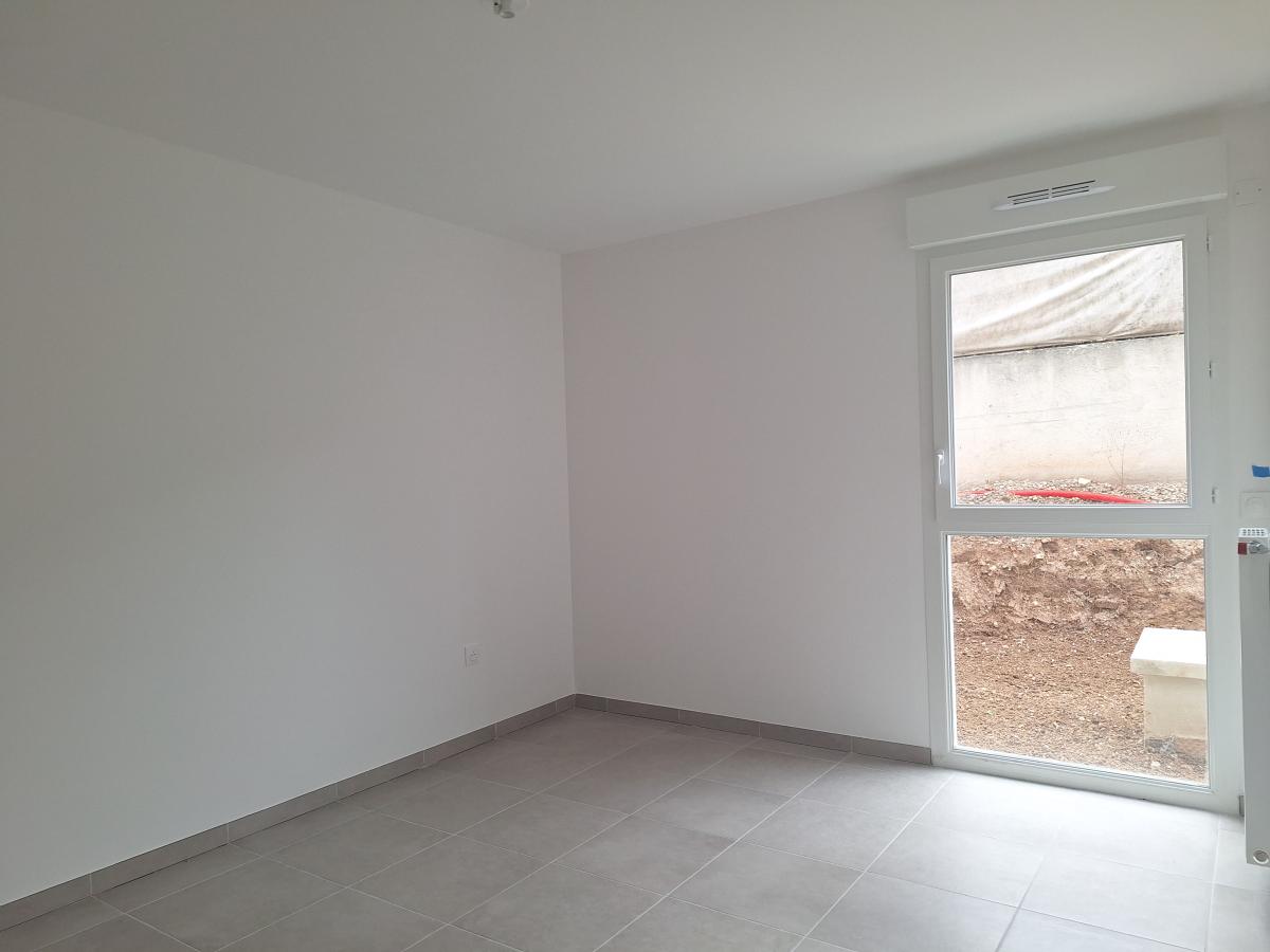 
																																							3 pièces - 
																																						RDC - 66m² - 977,55 € - Photo #6